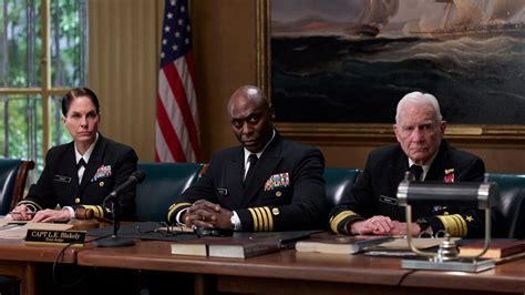  The Caine Mutiny -  Gripping Naval Drama Explores Themes of Authority and Morality!